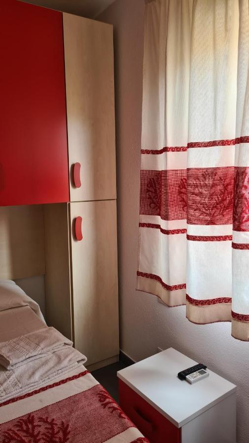 Red & Blue Rooms Olbia Luaran gambar